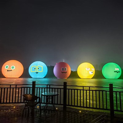 Täispuhutavad reklaamid, armsad koomiksite emotikonid